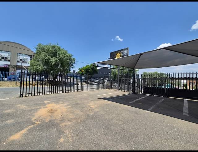 1,200M² WAREHOUSE TO LET IN KYALAMI